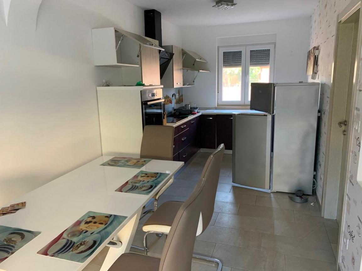 Lovely Fazana Apartments 400M From The Sea Exterior photo