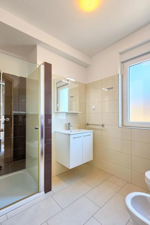 Lovely Fazana Apartments 400M From The Sea Exterior photo